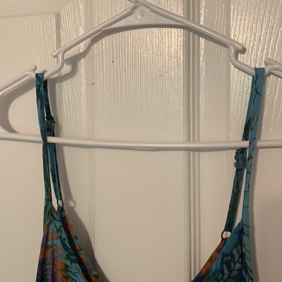 patterned top - Picture 3 of 3